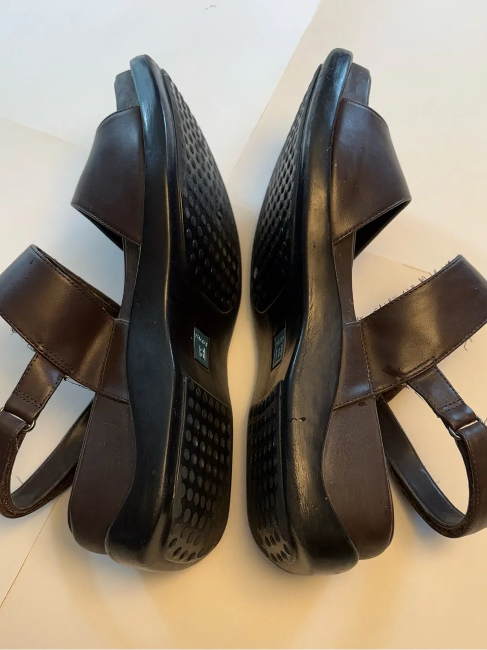 Kenneth Cole Dark Brown Leather Velcro Sandals